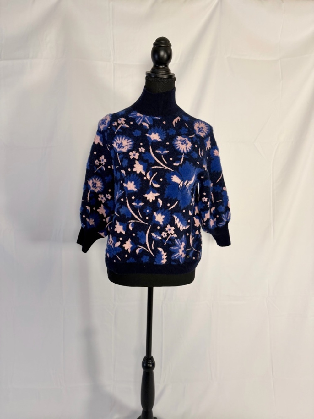 Ted Baker Claudan Jaquard Sweater, size 1.  See size chart.